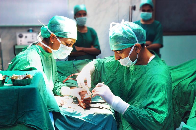 Kirurgjia plastike pas kancerit dhe aksidenteve: Rruga drejt vetëbesimit në Turqi Kirurgjia plastike pas kancerit dhe aksidenteve: Rruga drejt vetëbesimit në Turqi